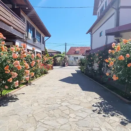 Casa Luca ホテル ヴァマ・ヴェケ