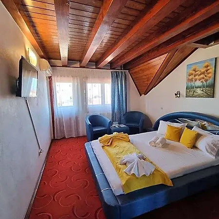 Hotel Casa Luca Vama Veche