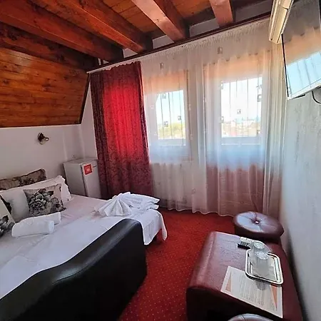 Hotel Casa Luca Vama Veche