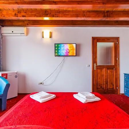 Casa Luca Vama Veche