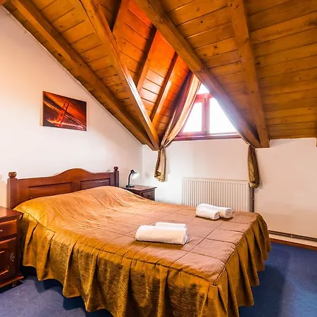 Casa Luca Hotel 2*